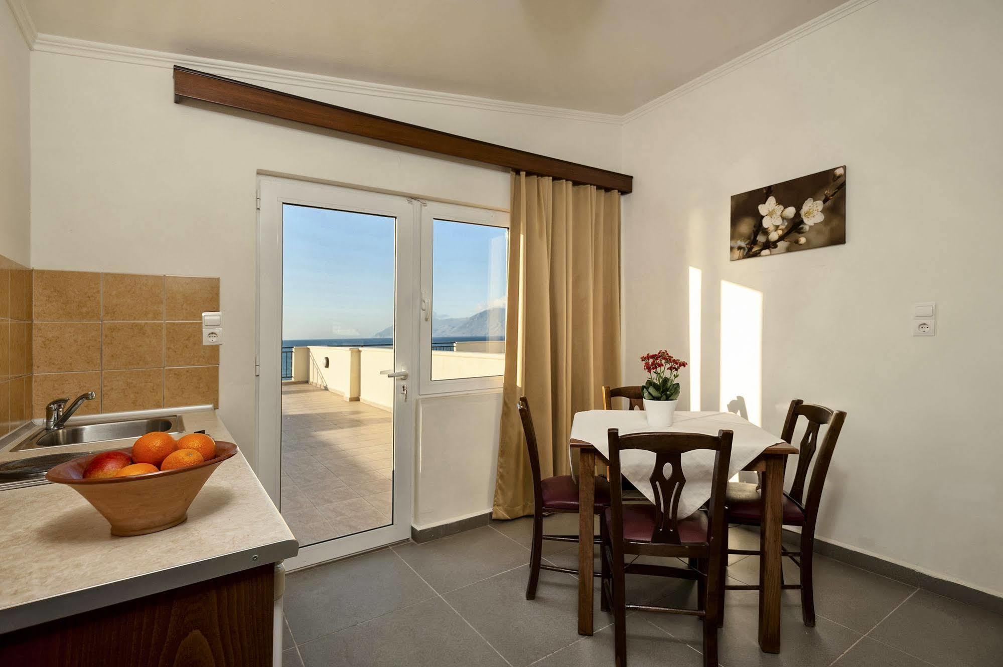 Mesogios Beach Korfalonas Екстер'єр фото