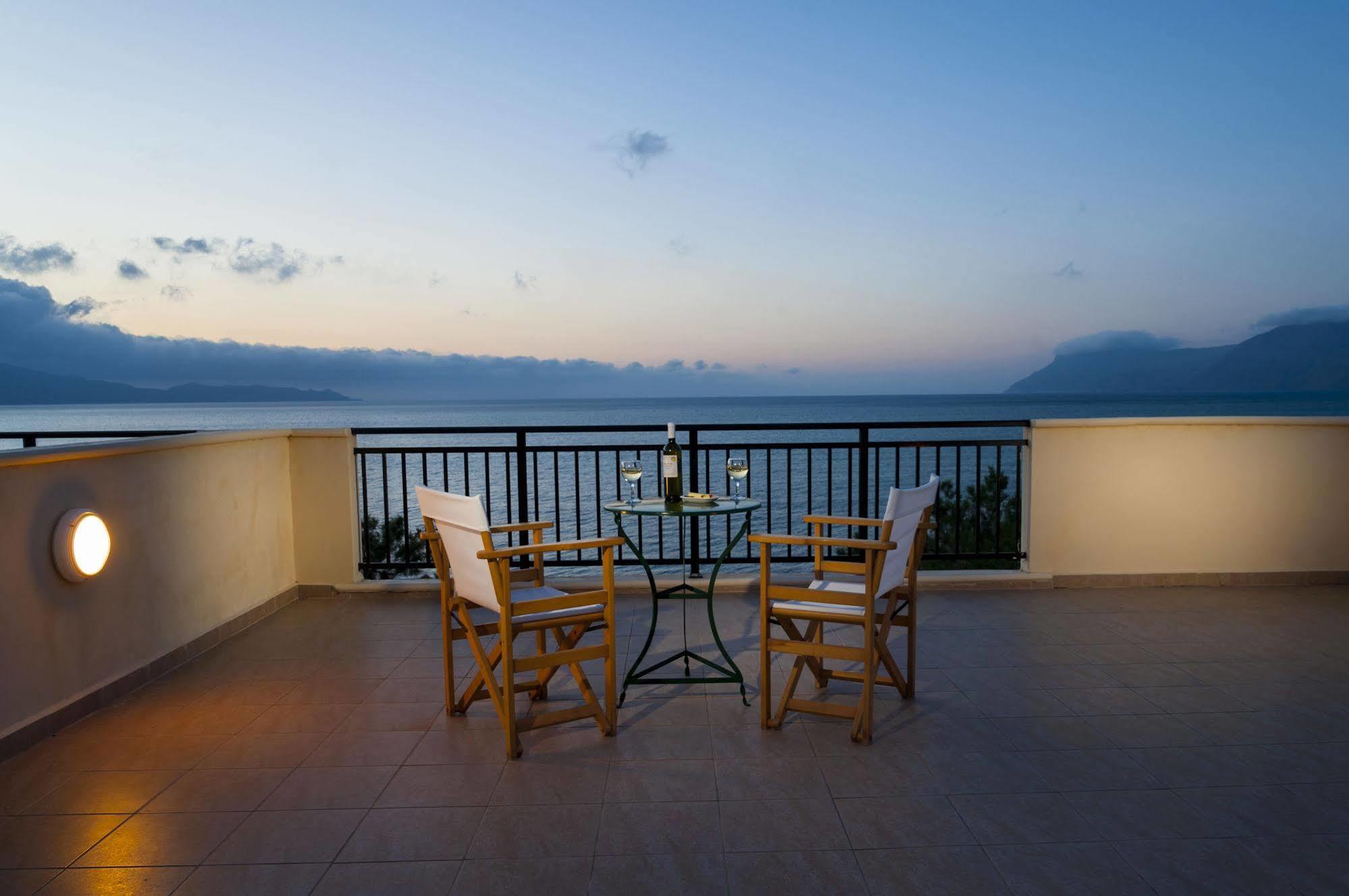 Mesogios Beach Korfalonas Екстер'єр фото