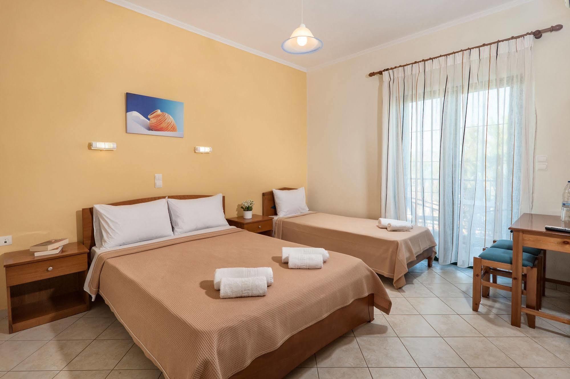 Mesogios Beach Korfalonas Екстер'єр фото