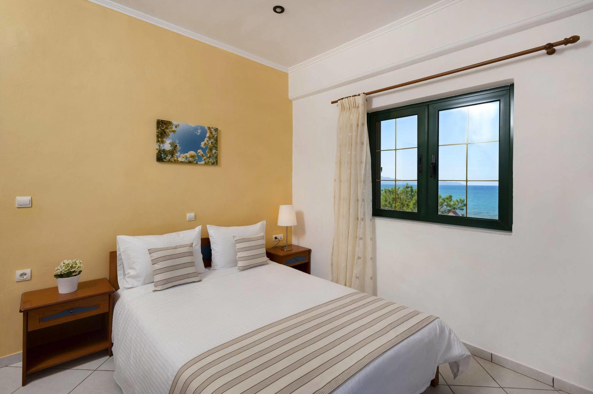Mesogios Beach Korfalonas Екстер'єр фото